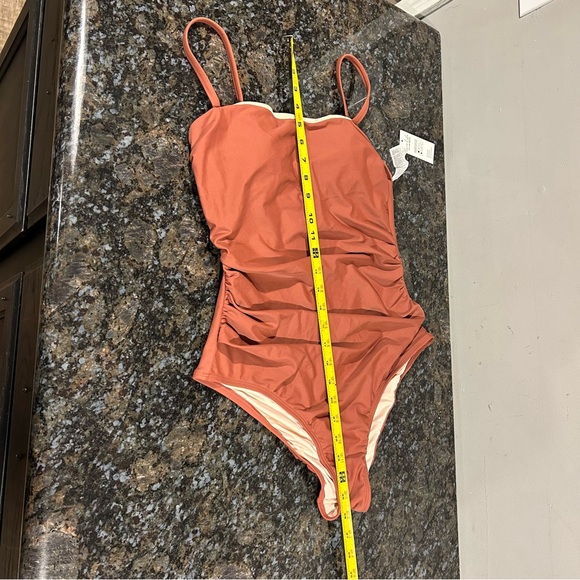 Lot of 2 NWT Cupshe Swimsuits One Piece Cut Out Womens Medium - Picture 10 of 10